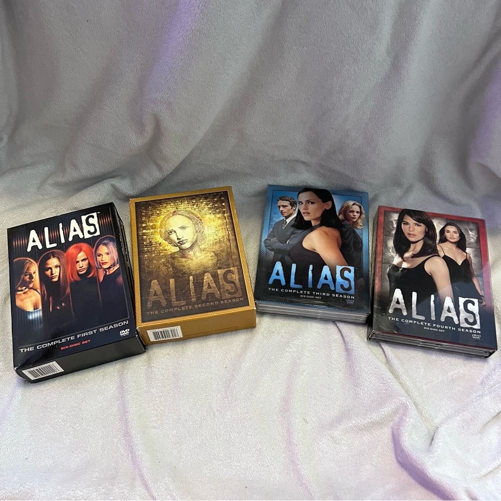 Alias, Seasons 1-4